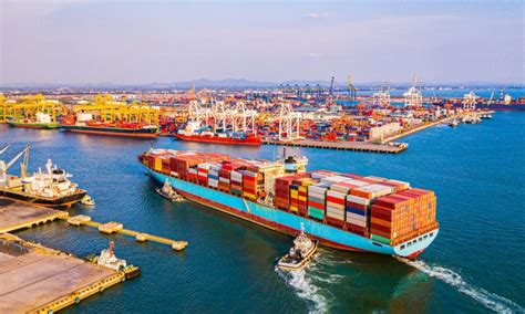 shipping a container overseas
